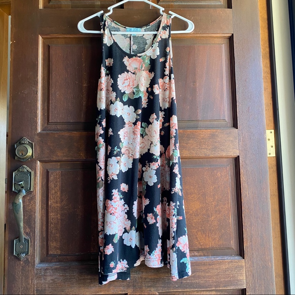 Boho chic light and airy dress!